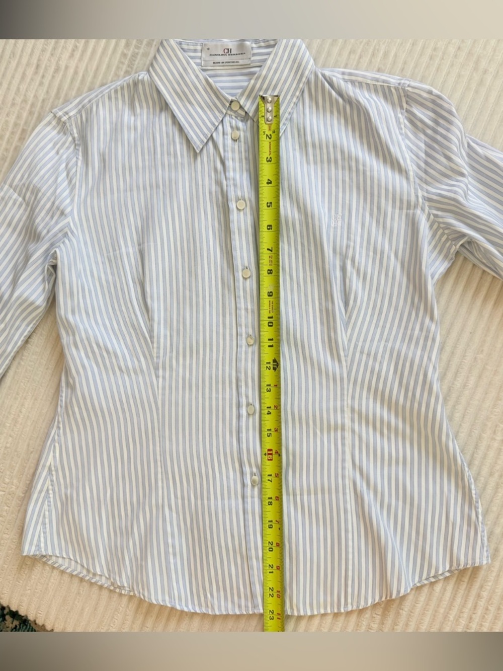 Like New Carolina Herrera Tailored Blue & White Striped Button-Down Shirt - Picture 7 of 10